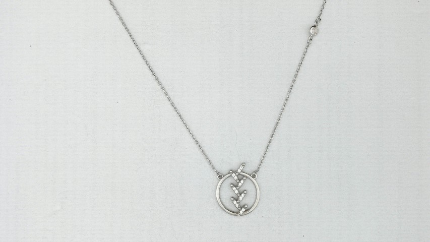 Minimal Necklace