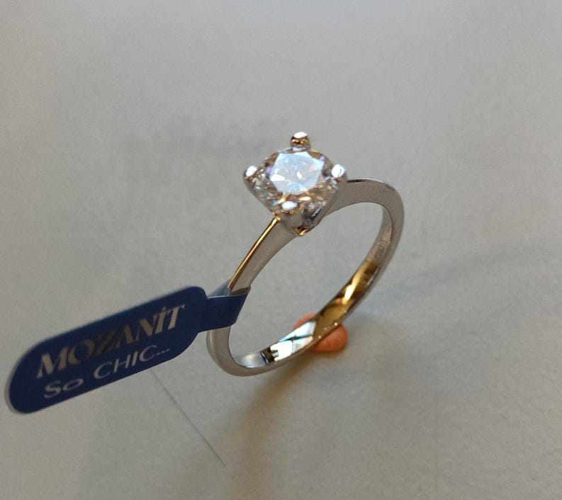 Moissanite Ring
