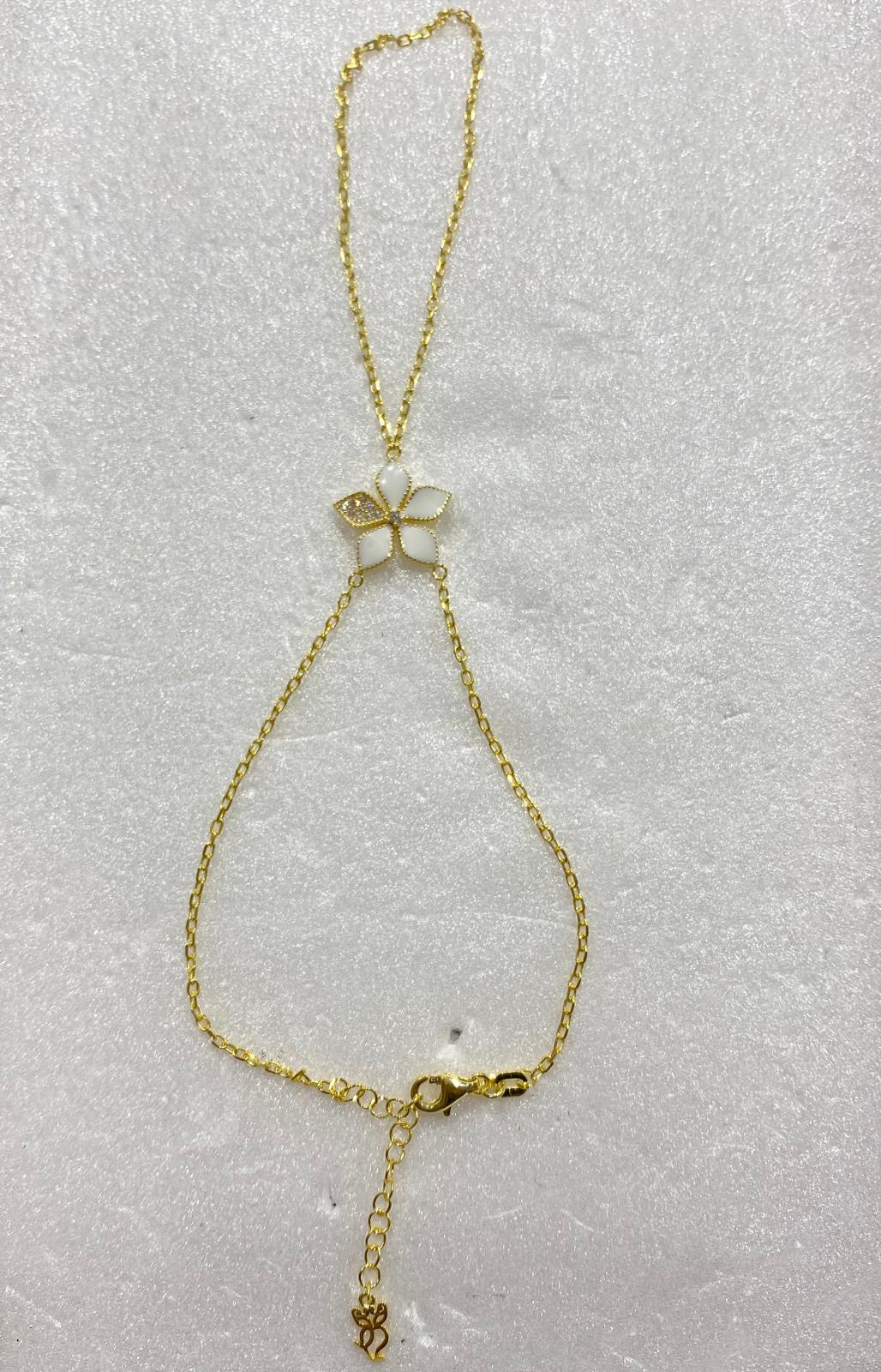 Flower Handchain