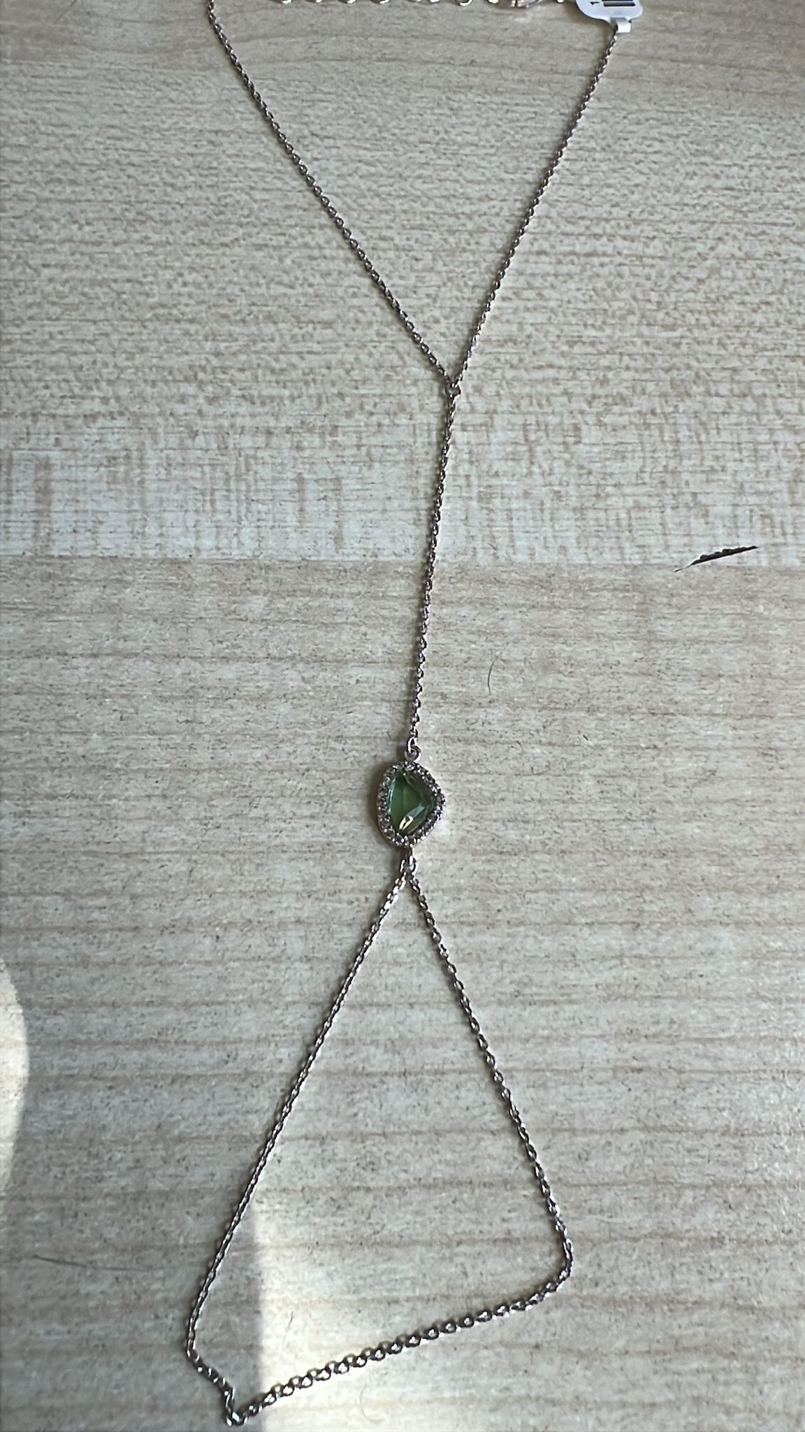 Minimal Handchain